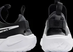 Hot czarno-białe wsuwane sneakersy dziecięce FLEX RUNNER 2 Dzieci Sportowe
