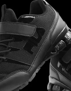 New markowe sneakersy dziecięce w kolorze m Dzieci Sportowe