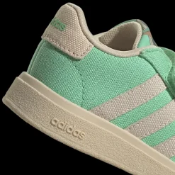 Online zielone sneakersy dziecięce Grand Court Grogu Dzieci Sportowe